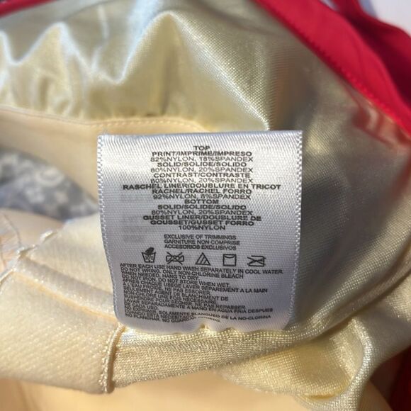 Fit 4 U Black and White Patterned Swim Top - Picture 3 of 9